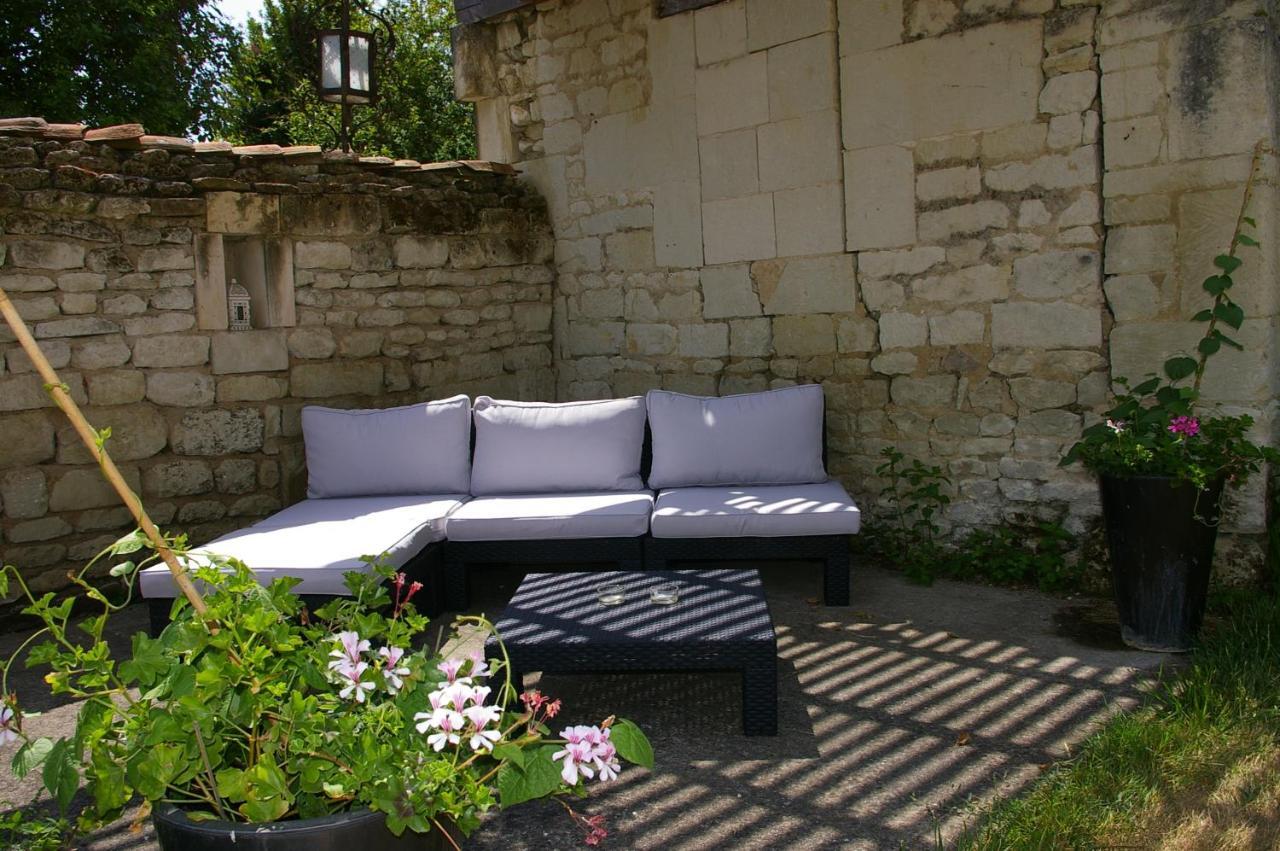 L'Olivier Villa Monts-sur-Guesnes Phòng bức ảnh